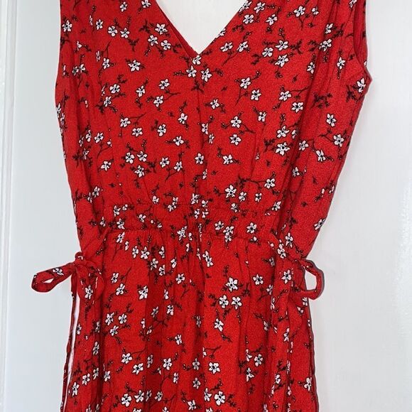 Mercer and Madison Red Floral Summer Dress Size 2 - Picture 4 of 6